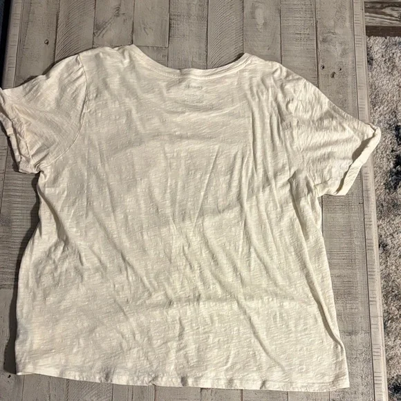 Torrid Graphic Tee - Picture 5 of 5